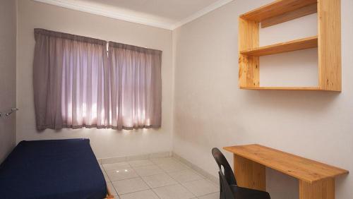 Annexure Flat Room 6